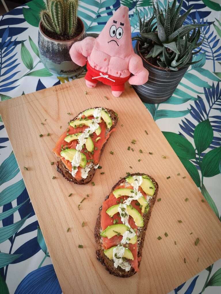 tartine-avocat-saumon-vdhcoachiing